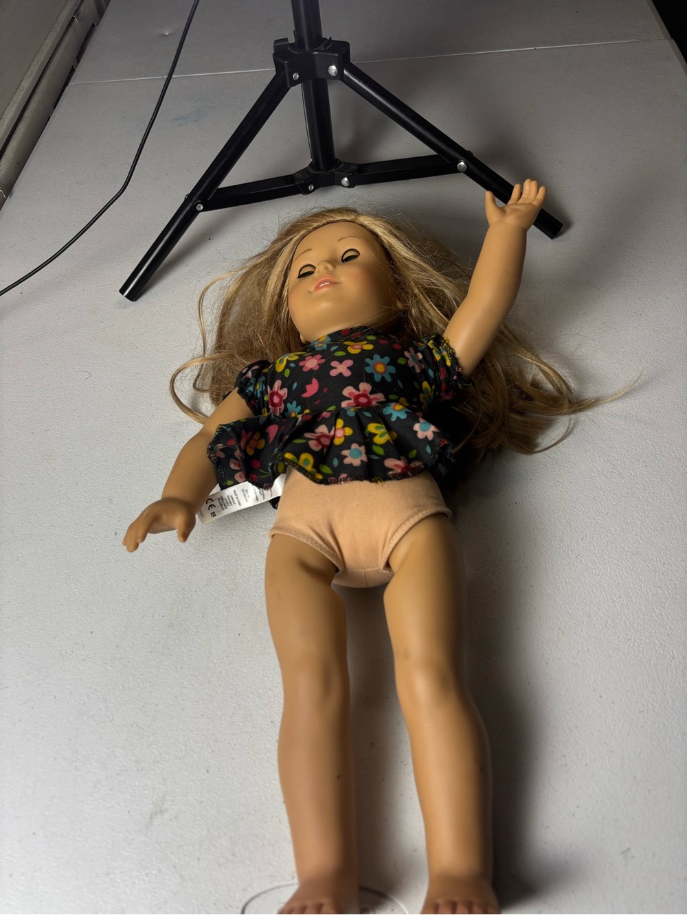 American girl 18" doll (1) - Picture 3 of 9